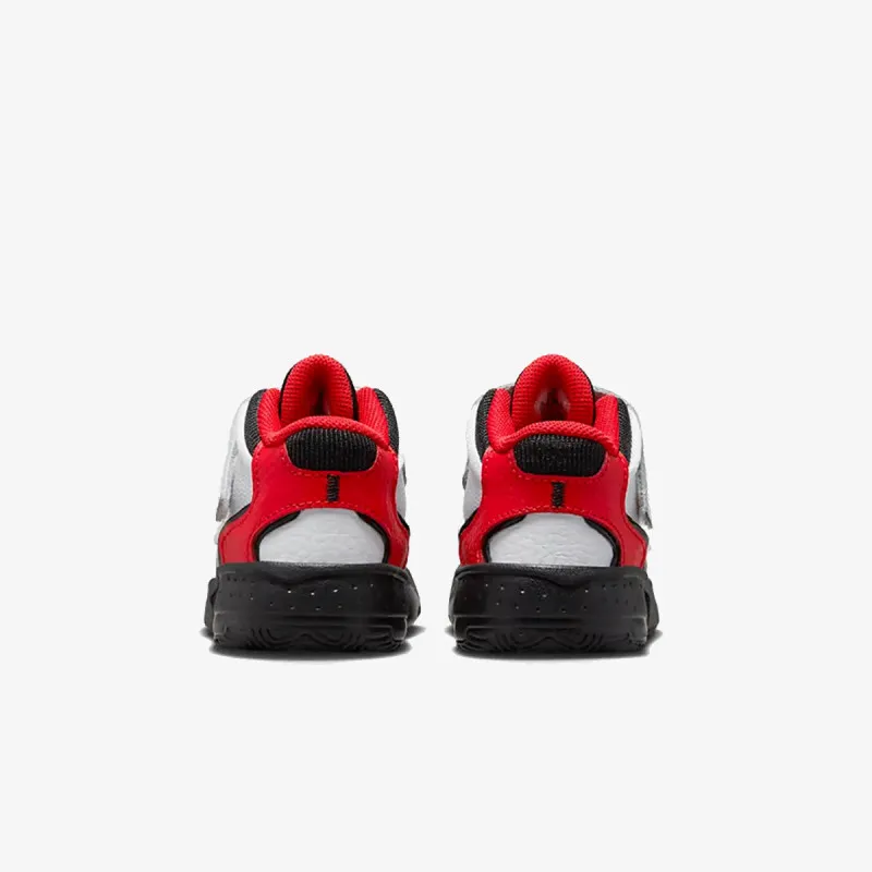 Nike Jordan Max Aura 4 