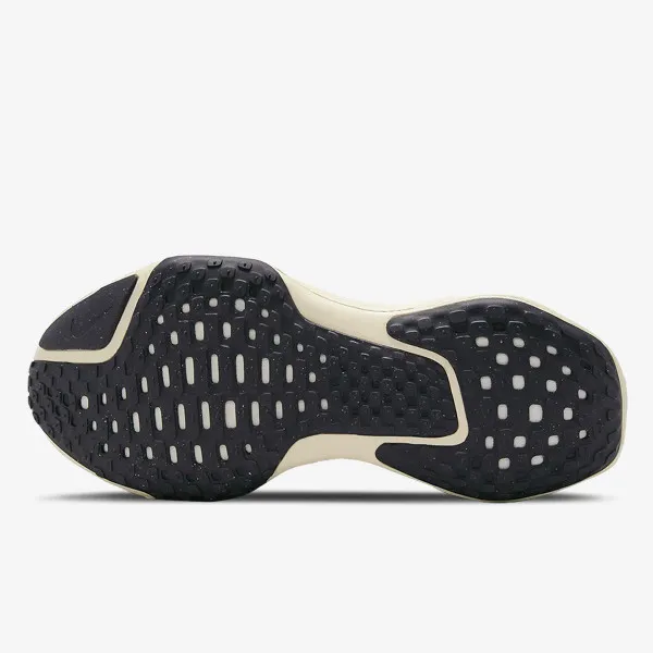 NIKE TENISICE NIKE ZOOMX INVINCIBLE RUN FK 3 