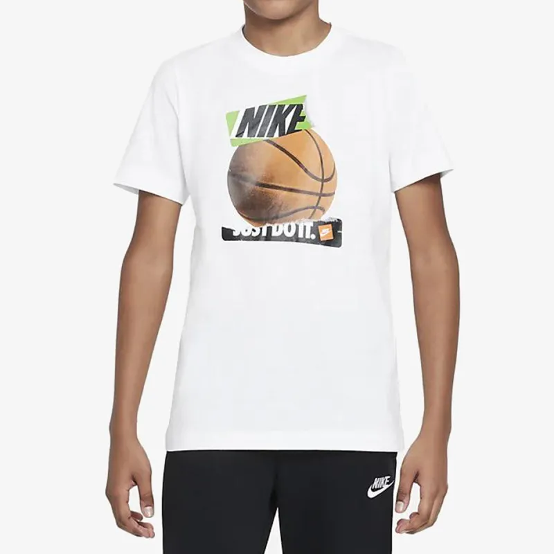 Nike Sportswear 