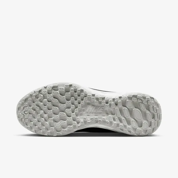 NIKE TENISICE REVOLUTION 6 
