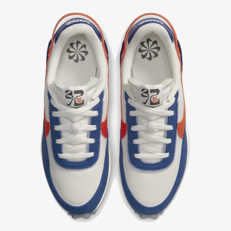 Nike Waffle Debut 