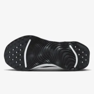 Nike Motiva 