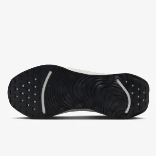 Nike Motiva 