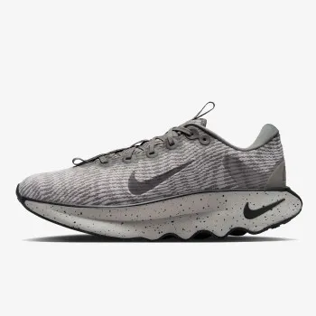 Nike Tenisice NIKE MOTIVA 