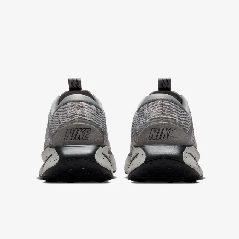 Nike Motiva 