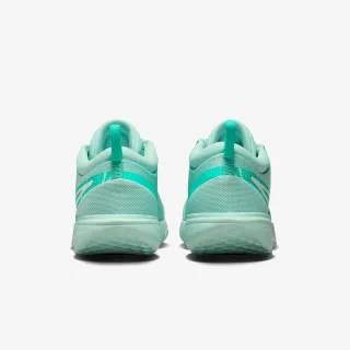 Nike Zoom Court 