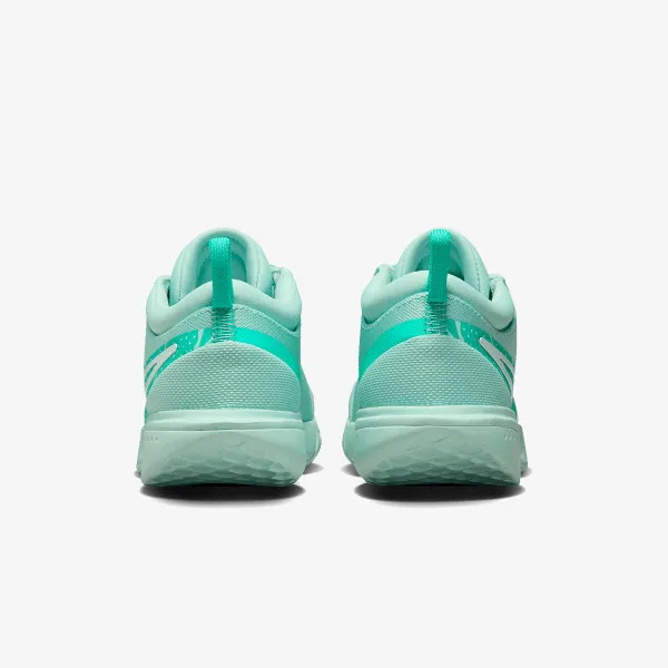 Nike Zoom Court 