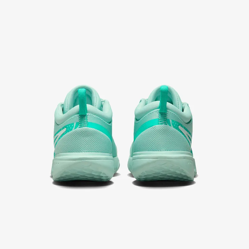 Nike Zoom Court 