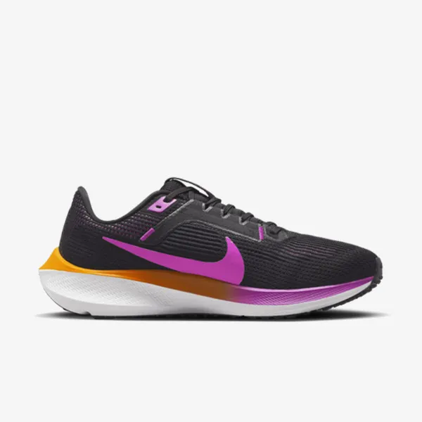 Nike Tenisice Pegasus 40 