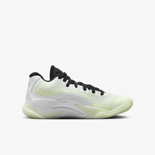 Nike Tenisice Zion 3 