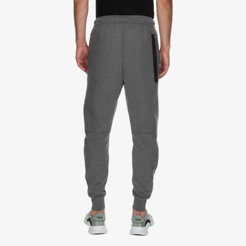 Nike Liverpool FC Tech Fleece 