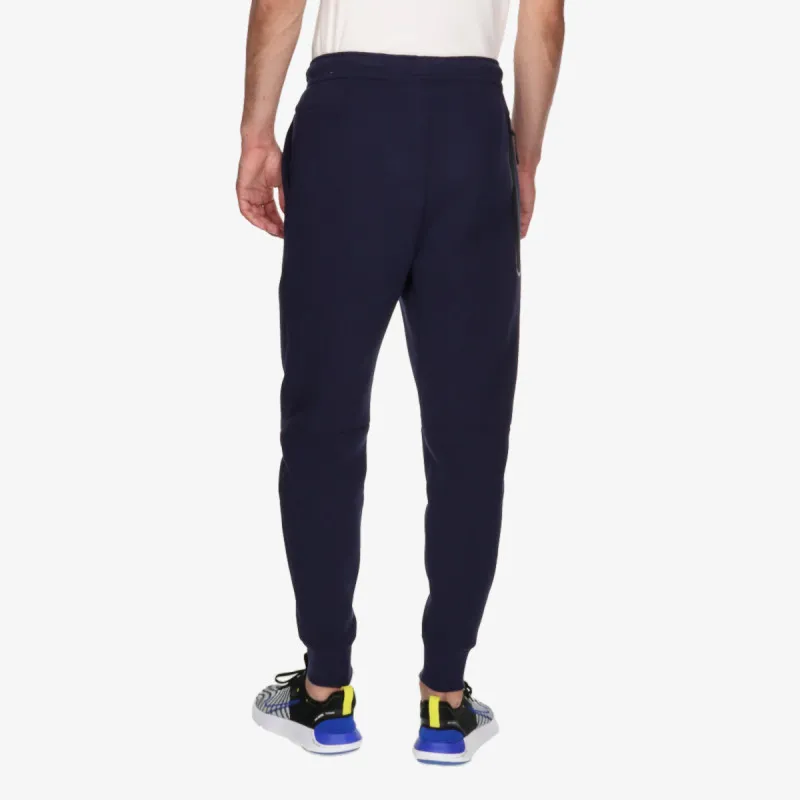 Nike Paris Saint-Germain Tech Fleece 
