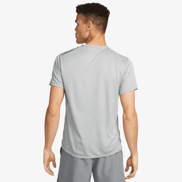 NIKE T-SHIRT Dri-FIT UV Miler 