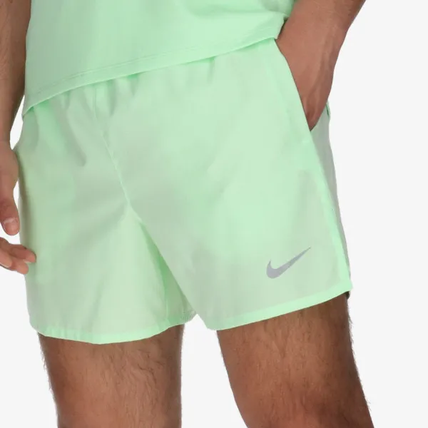 Nike Challenger 