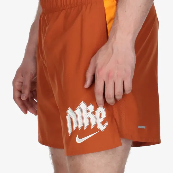 NIKE KRATKE HLAČE Dri-FIT Run Division Challenger 