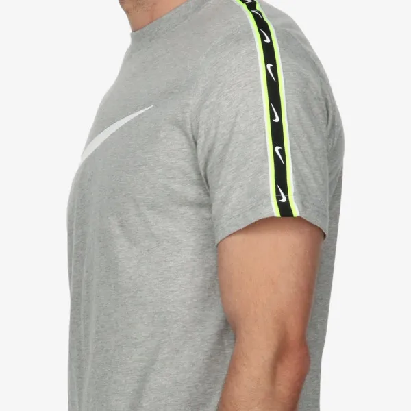 NIKE T-SHIRT Sportswear Repeat 