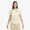 Nike Sportswear Club Essential 