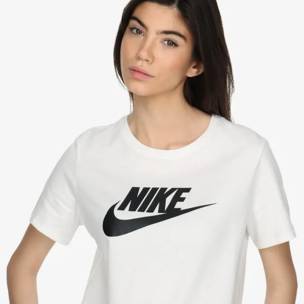 Nike T-shirt Sportswear Essentials 