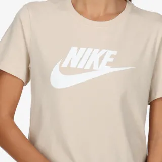 Nike Sportswear Essentials 