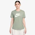 Nike Sportswear Club 