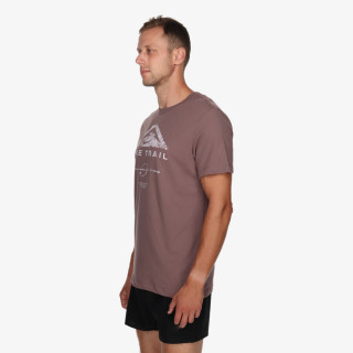 NIKE T-SHIRT Sportswear 