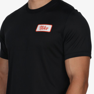 NIKE T-SHIRT BODY SHOP 2 