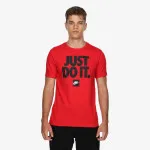 NIKE T-SHIRT Sportswear 