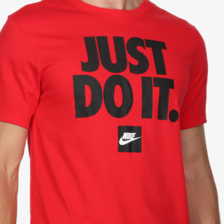 NIKE T-SHIRT Sportswear 