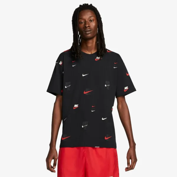 NIKE T-SHIRT Sportswear 
