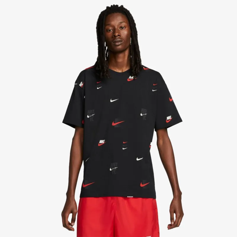 Nike Sportswear 