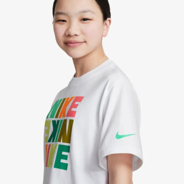 NIKE T-SHIRT Sportswear 