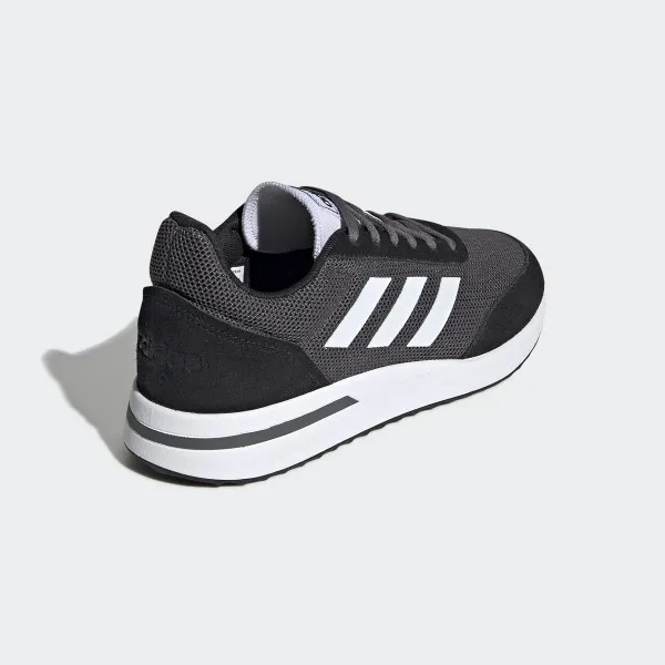 adidas RUN70S 