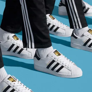 adidas SUPERSTAR 