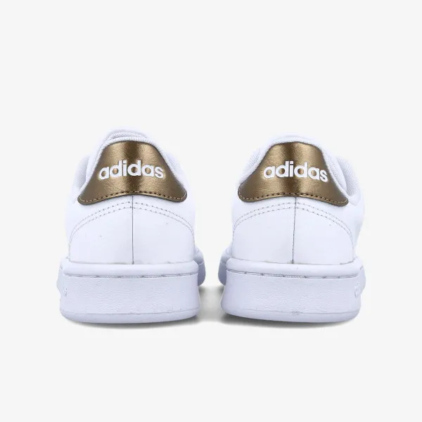 adidas ADVANTAGE 