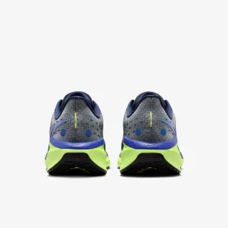 Nike Vomero 17 