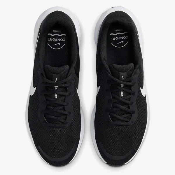 Nike Revolution 7 