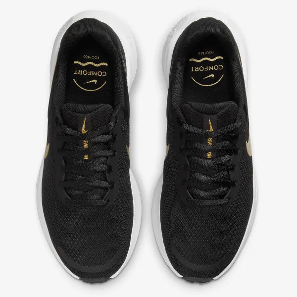 Nike Revolution 7 