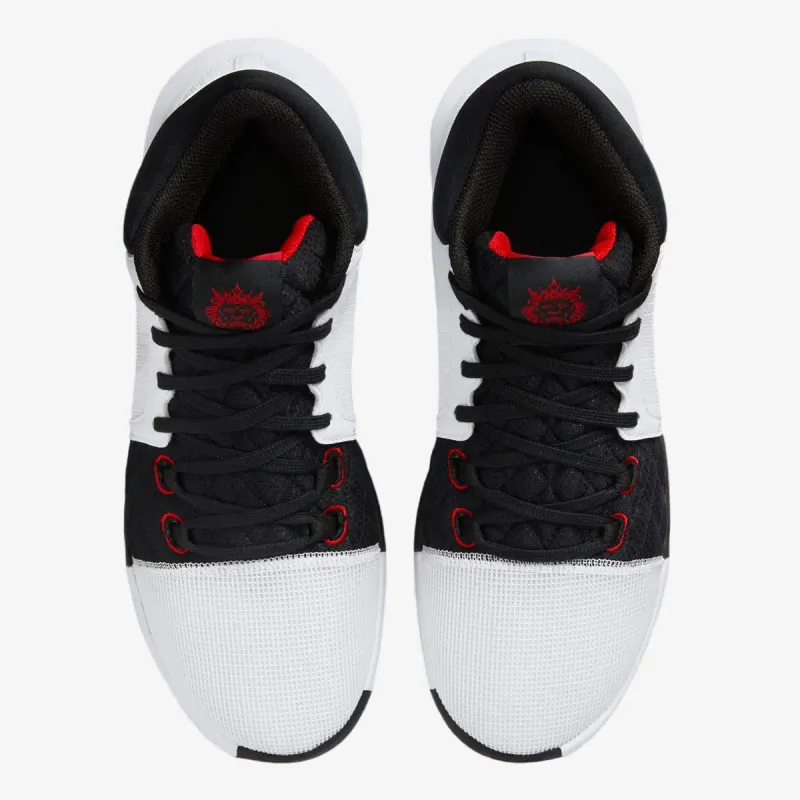 Nike LeBron Witness VIII 