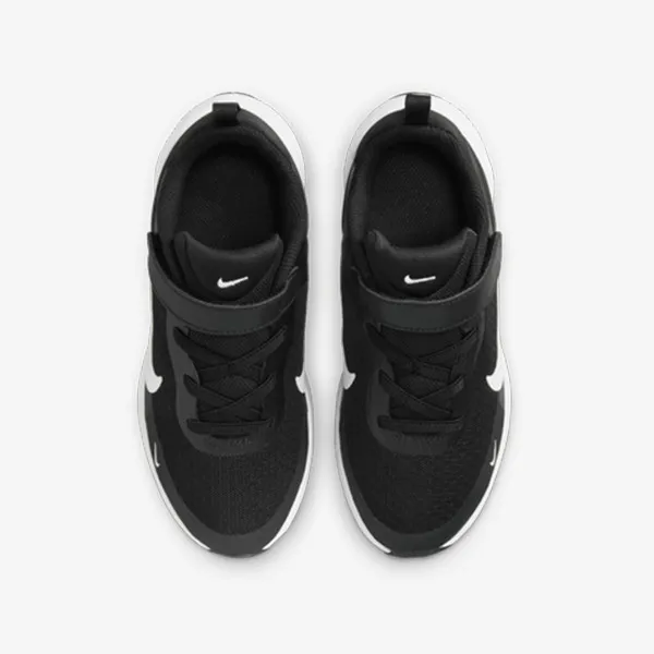 Nike Revolution 7 
