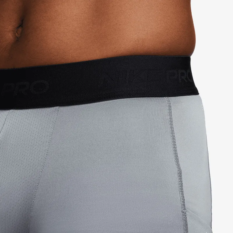Nike Pro 