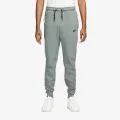 Nike Tech Fleece 