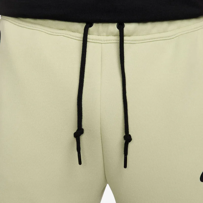 Nike Tech Fleece 