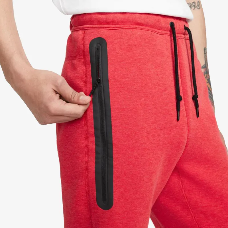 Nike Tech Fleece 