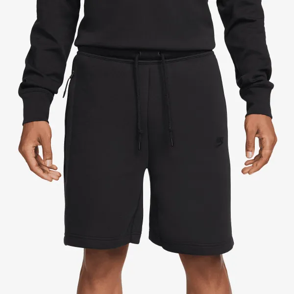Nike Tech Fleece 