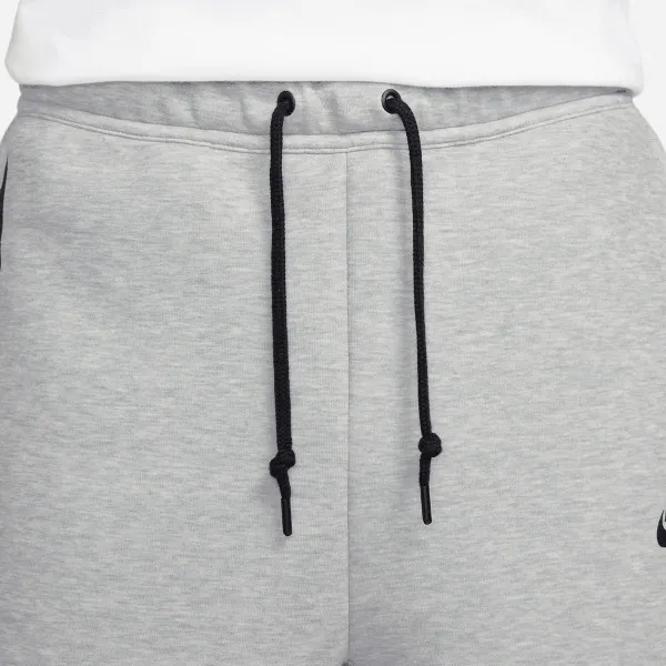 Nike Kratke hlače Tech Fleece 