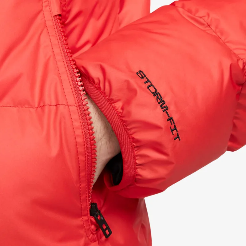 Nike Storm-FIT Windrunner 