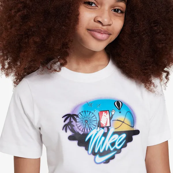 NIKE T-SHIRT Sportswear 