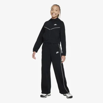 NIKE TRENIRKA Sportswear 