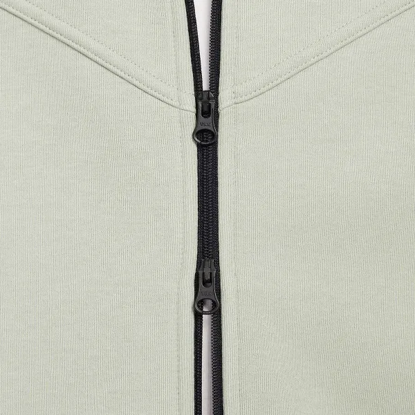 Nike Tech Fleece 