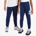 Nike Sportswear Club 